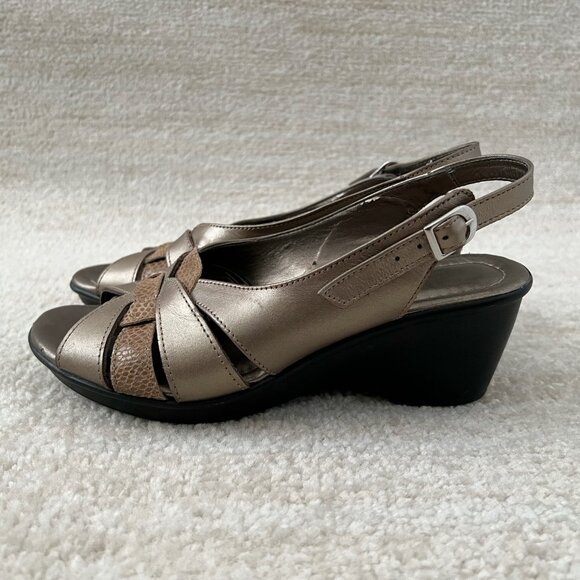 Spring Step Shoes - Spring Step Strappy Wedge Sandals Shoes US 8.5 / EU 39